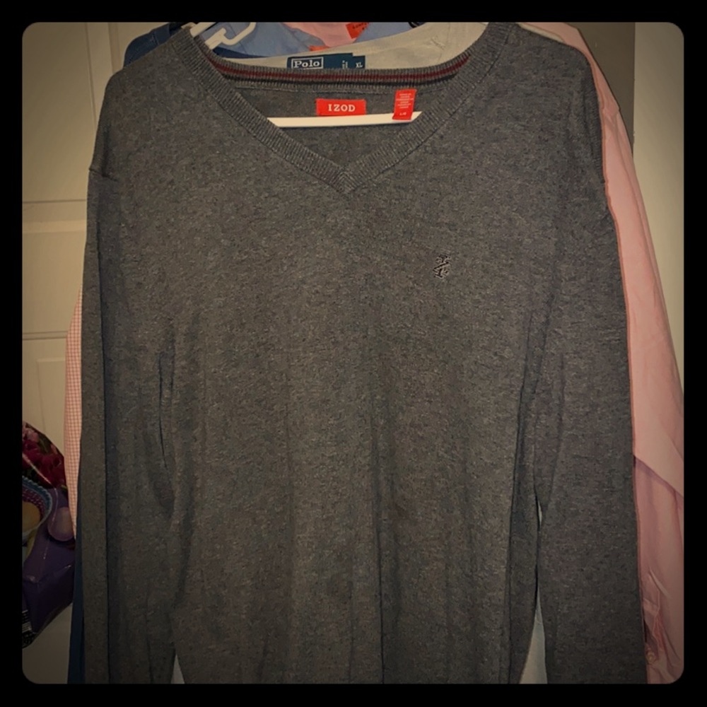 IZOD Pull Over